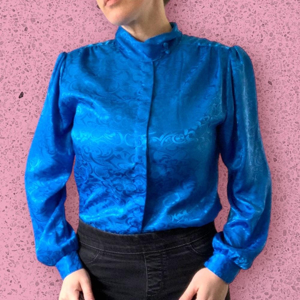 Vintage 1980s Brian David Royal Blue Floral Mock Neck Button Secretary Blouse